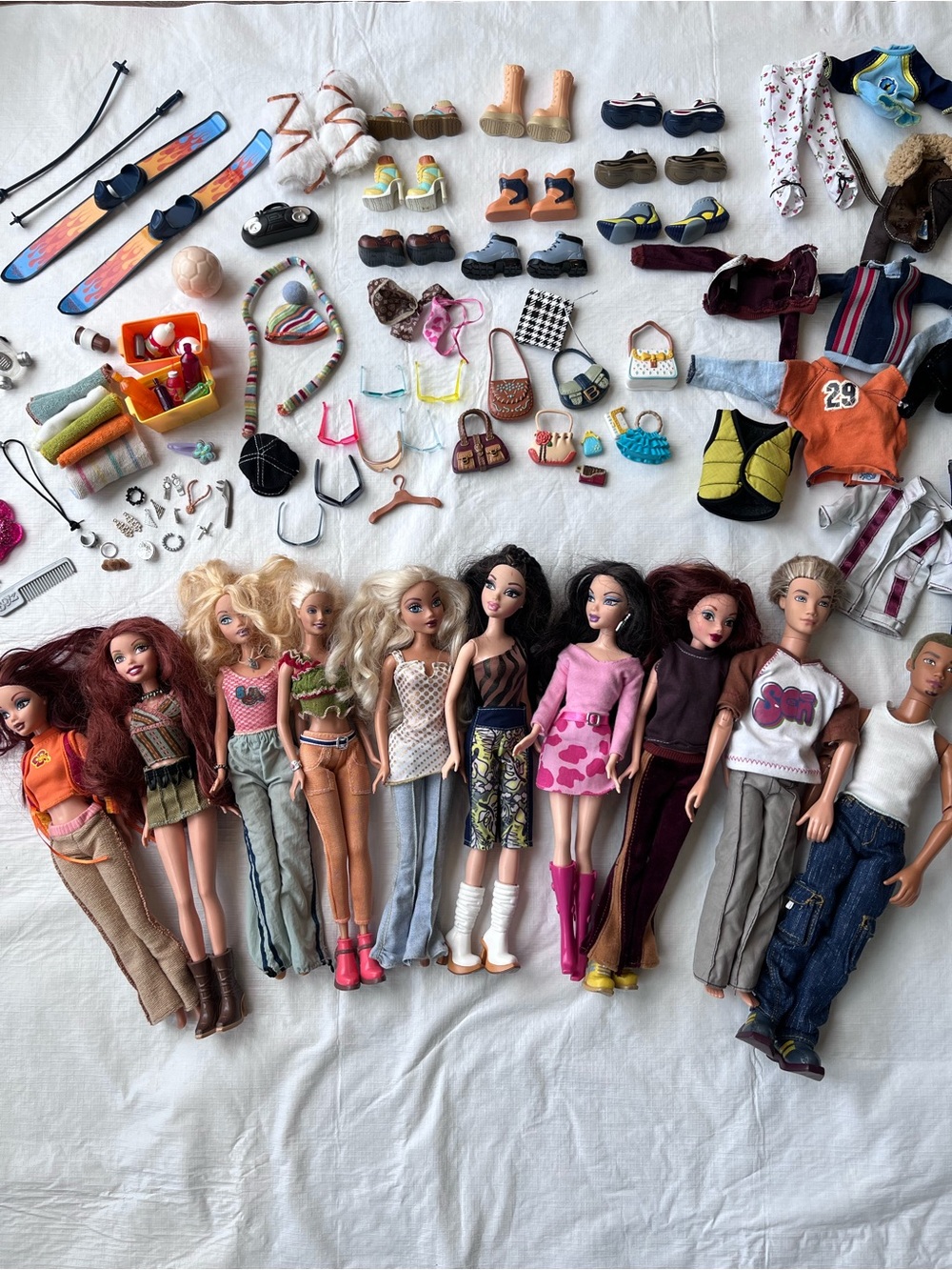 Mattel Barbie My Scene 1999 Doll & Accessories Lot